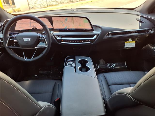 2025 Cadillac LYRIQ Sport
