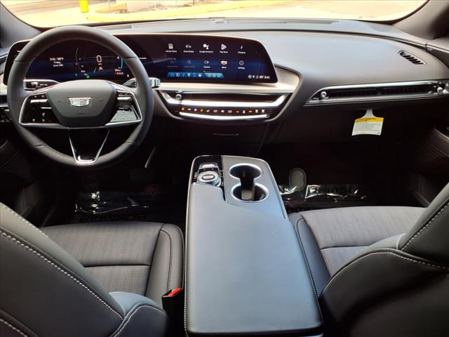 2025 Cadillac LYRIQ Sport