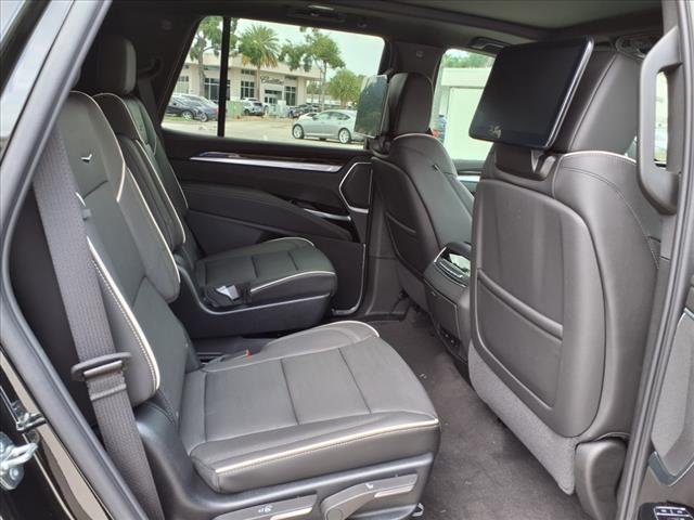 2025 Cadillac Escalade Premium Luxury