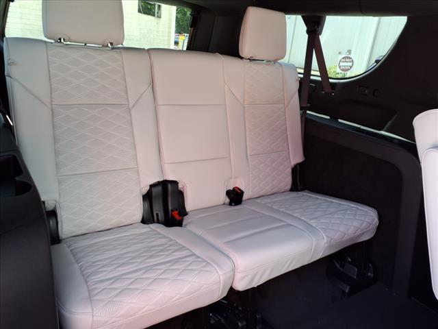 2025 Cadillac Escalade ESV Premium Luxury Platinum