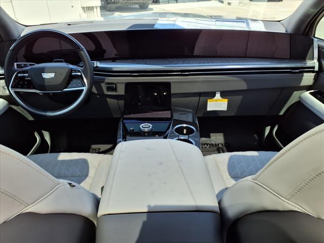 2025 Cadillac Escalade IQ Luxury 1