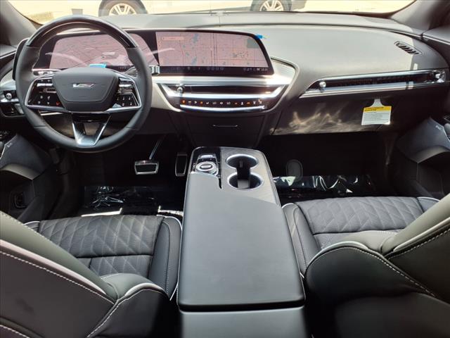 2026 Cadillac LYRIQ-V 