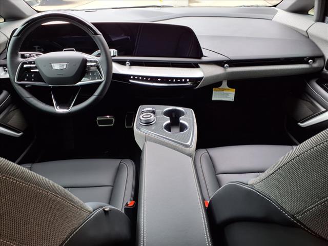 2025 Cadillac OPTIQ 
