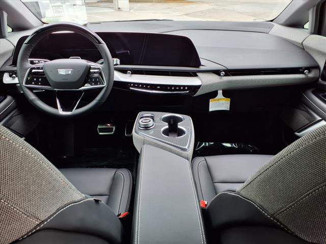 2025 Cadillac OPTIQ 
