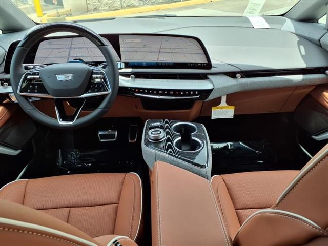2025 Cadillac OPTIQ 