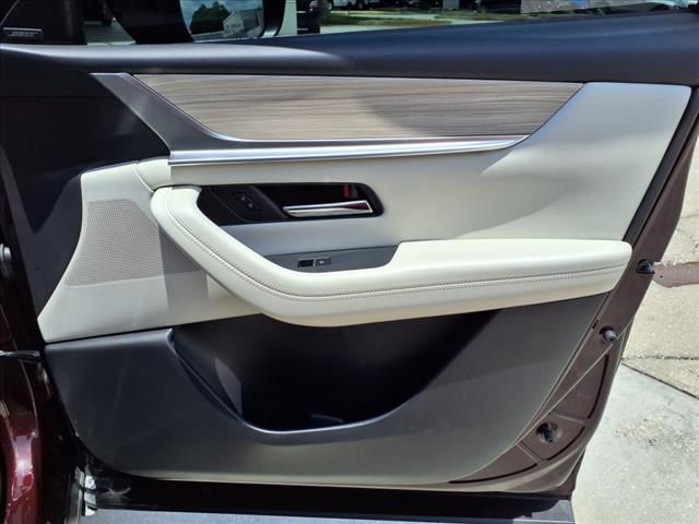 2024 Mazda CX-90 Plug-in Hybrid Premium Plus