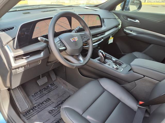 2025 Cadillac XT4 Premium Luxury