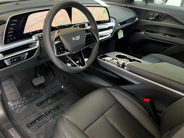 2025 Cadillac LYRIQ Luxury