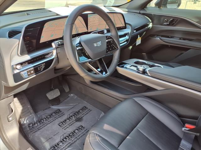 2025 Cadillac LYRIQ Sport