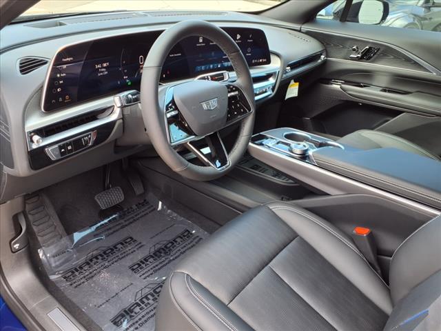 2025 Cadillac LYRIQ Sport