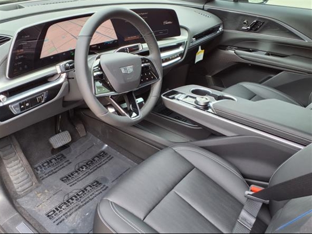 2025 Cadillac LYRIQ Sport