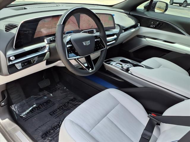 2025 Cadillac LYRIQ Sport