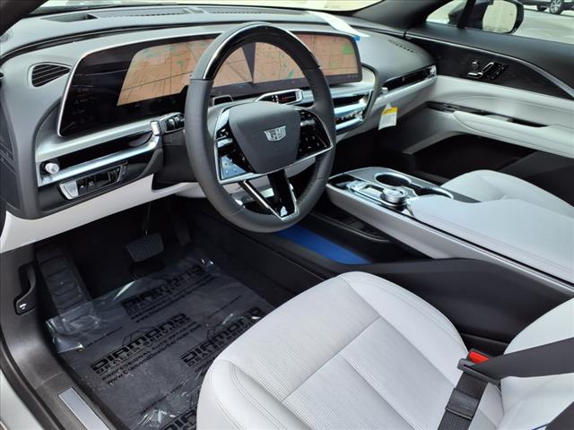 2025 Cadillac LYRIQ Sport