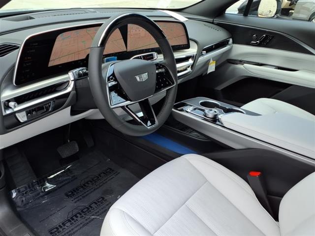 2025 Cadillac LYRIQ Sport
