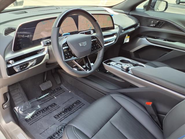 2025 Cadillac LYRIQ Sport