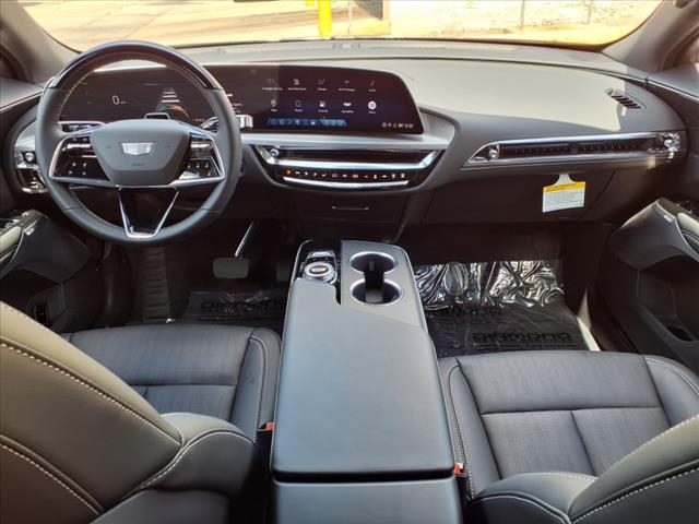 2025 Cadillac LYRIQ Sport