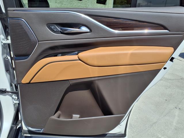 2022 Cadillac Escalade Premium Luxury