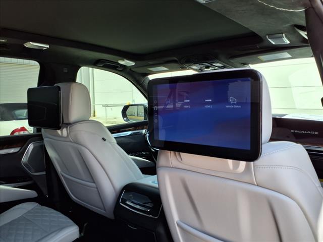 2025 Cadillac Escalade ESV Premium Luxury Platinum