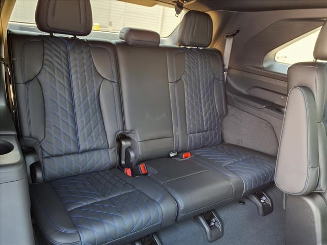 2025 Cadillac Escalade IQ Sport 1