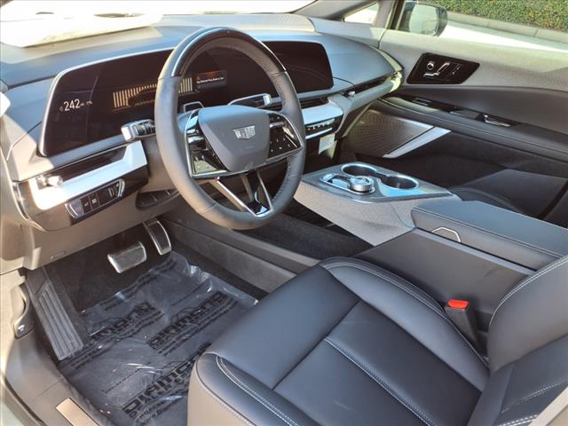 2025 Cadillac OPTIQ 