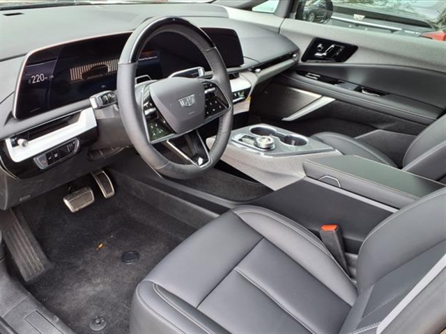 2025 Cadillac OPTIQ 