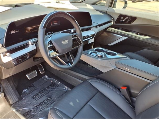 2025 Cadillac OPTIQ 