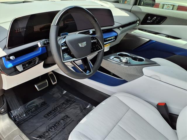 2025 Cadillac OPTIQ 