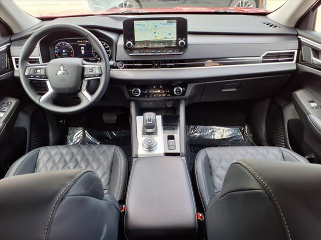 2024 Mitsubishi Outlander SEL