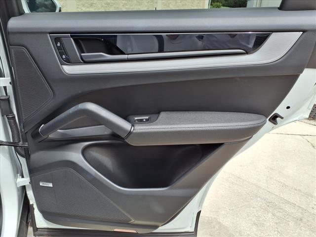 2024 Porsche Cayenne Base