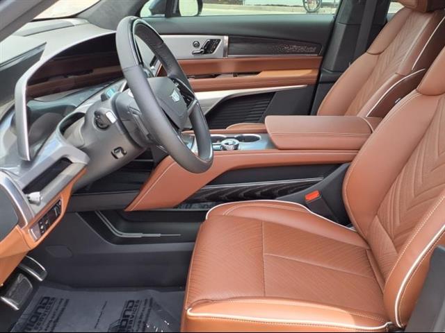 2026 Cadillac VISTIQ 
