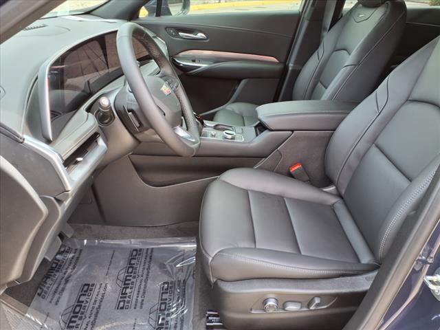 2025 Cadillac XT4 Premium Luxury