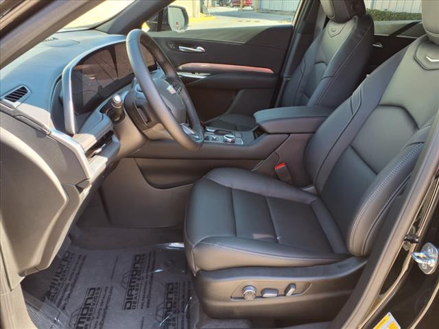 2025 Cadillac XT4 Premium Luxury