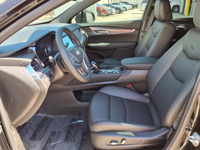 2025 Cadillac XT5 Luxury