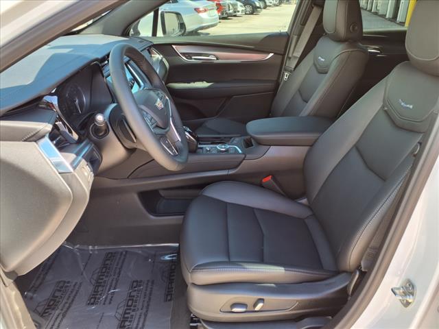 2025 Cadillac XT5 Luxury