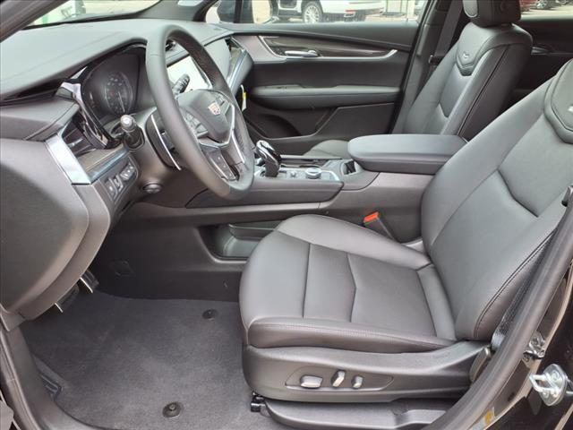 2025 Cadillac XT5 Sport
