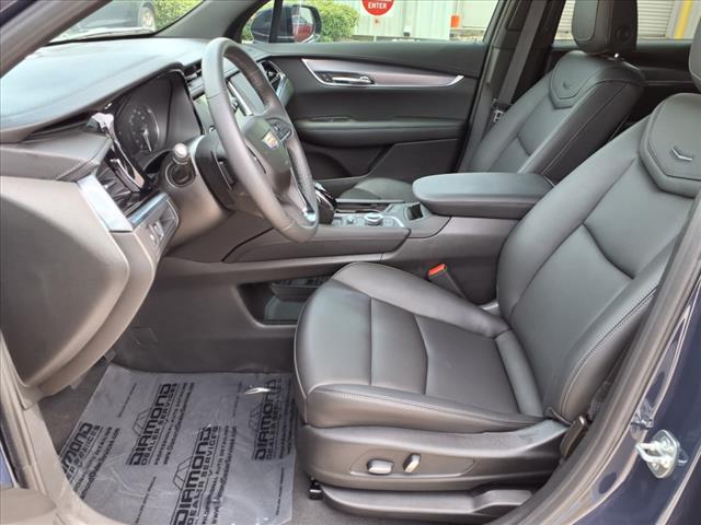 2025 Cadillac XT6 Luxury