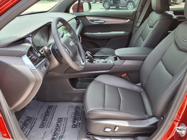 2025 Cadillac XT6 Luxury