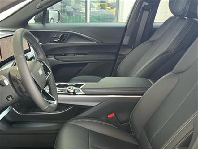 2025 Cadillac LYRIQ Luxury