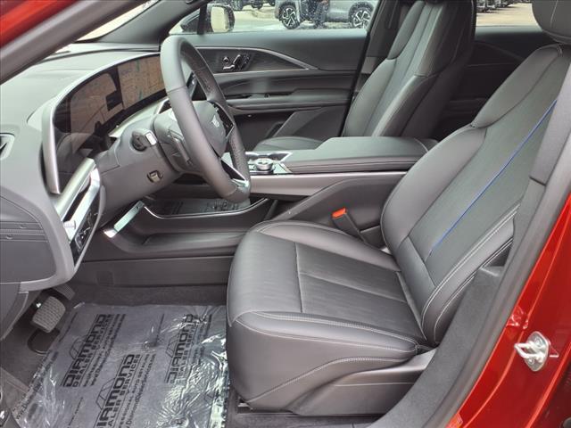 2025 Cadillac LYRIQ Luxury