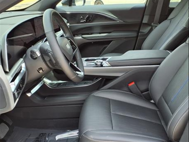 2025 Cadillac LYRIQ Luxury