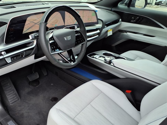 2025 Cadillac LYRIQ Luxury
