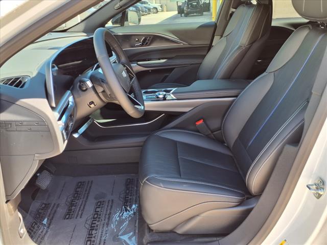 2025 Cadillac LYRIQ Sport