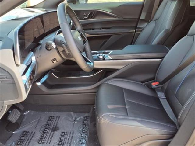 2025 Cadillac LYRIQ Sport