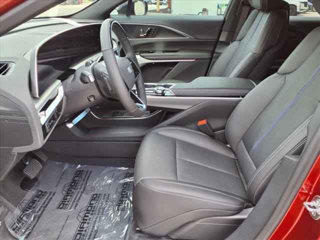 2025 Cadillac LYRIQ Sport