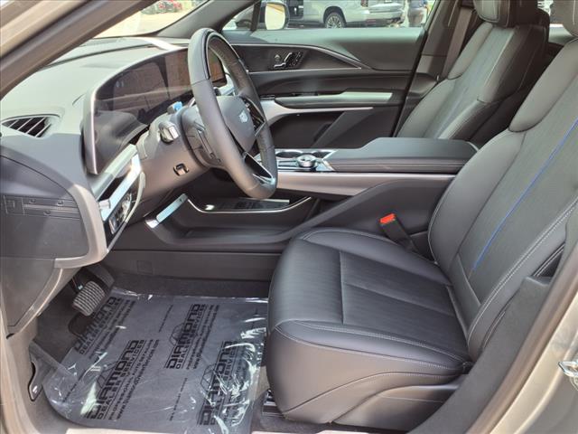 2025 Cadillac LYRIQ Sport