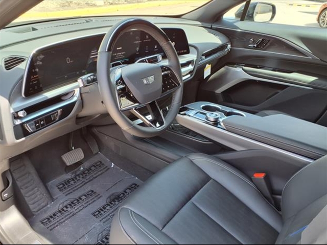 2025 Cadillac LYRIQ Sport