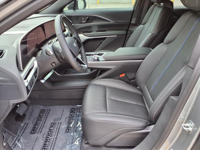 2025 Cadillac LYRIQ Sport