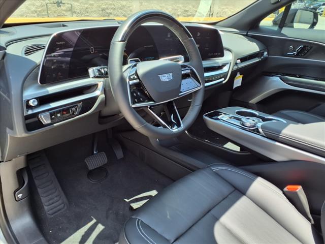 2025 Cadillac LYRIQ Sport