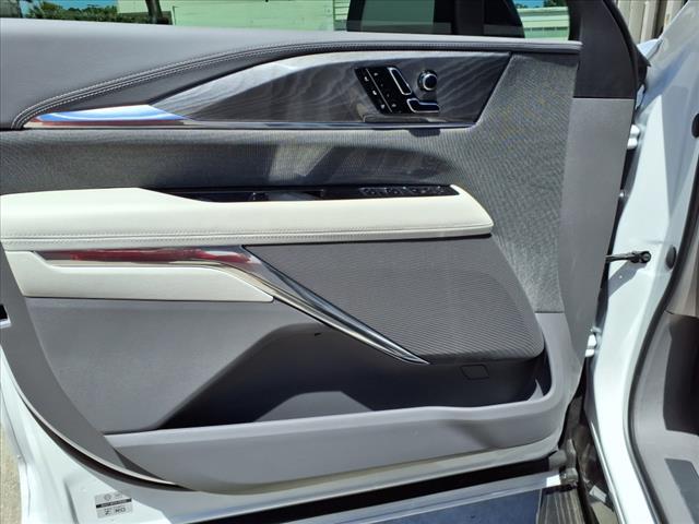 2025 Cadillac Escalade IQ Sport 1