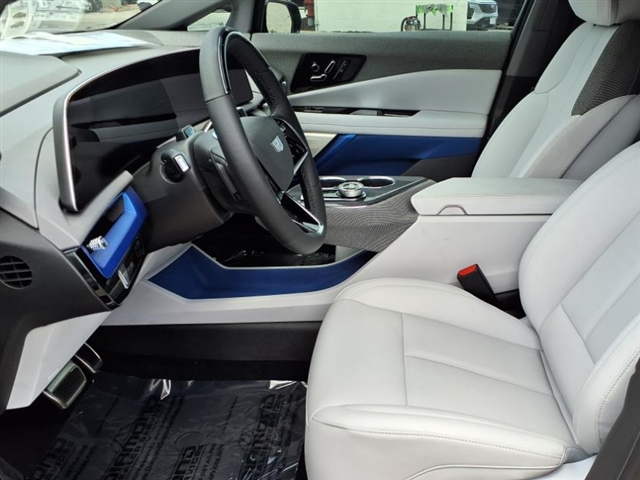 2025 Cadillac OPTIQ 
